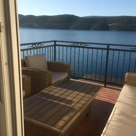 Seacoast Neum