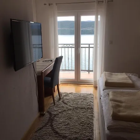 Seacoast Apartment