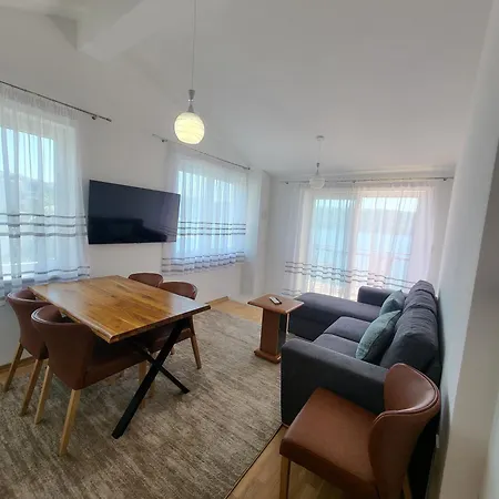 Seacoast Apartment